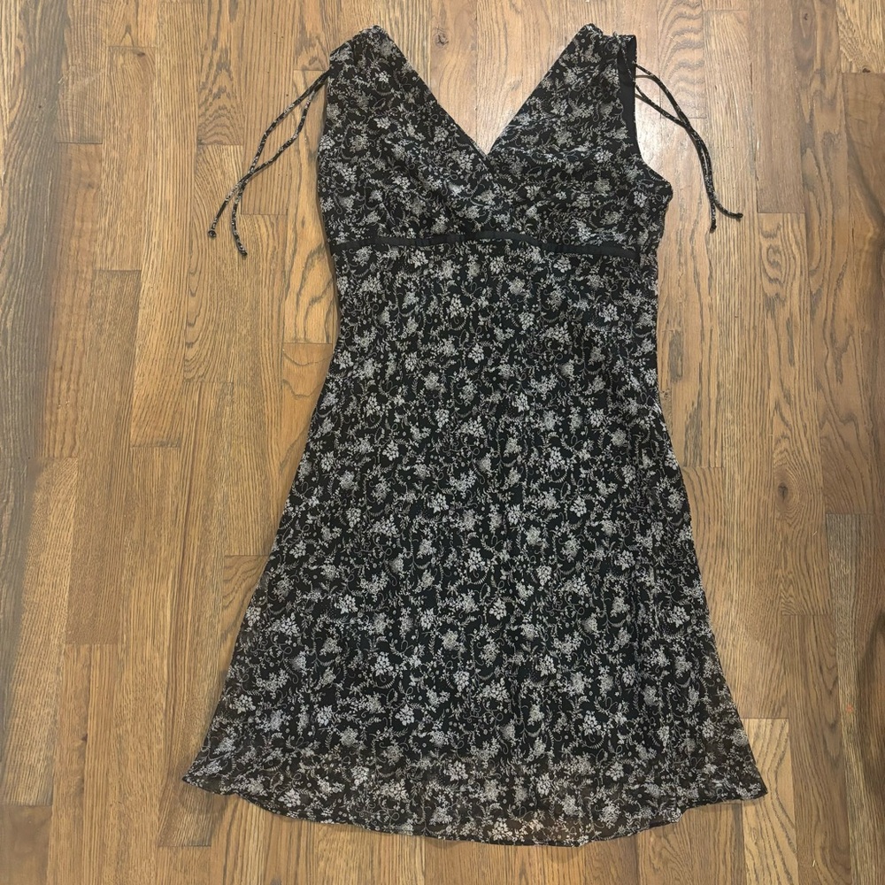 Vintage Flowy Floral Print Tie Strap Dress